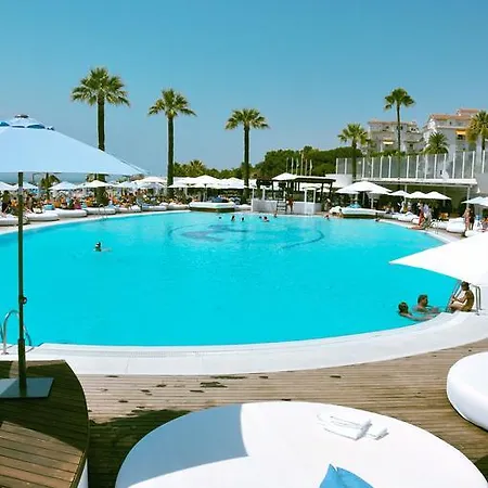 Apartment Golf Heaven Swimming Pool Views
